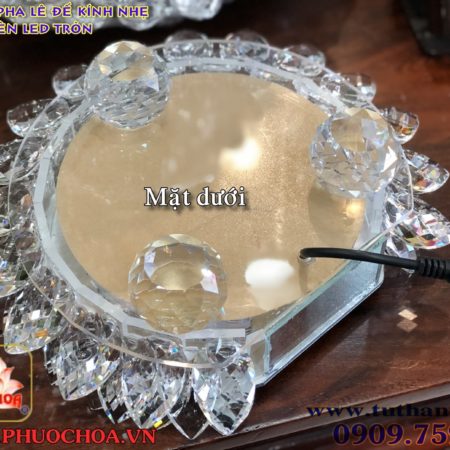 Đài sen pha lê đế kính nhẹ đèn led đổi màu tròn - Ảnh 3