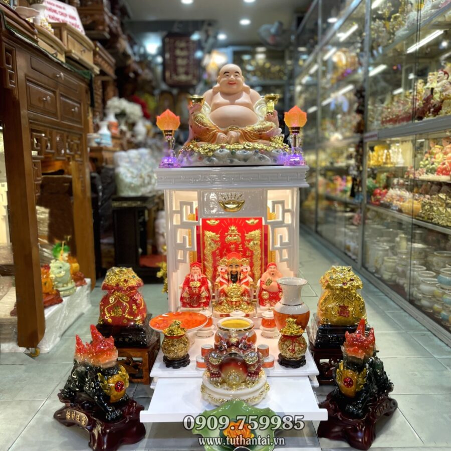 Bàn thờ Ông Địa màu trắng