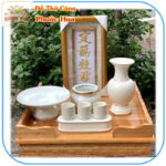 Trọn Bộ Bàn Thờ Ông Táo Bài Vị Dát Vàng Mâm Xoan Đào màu tự nhiên 40x40cm