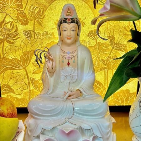 Tượng Quan Âm Sứ Trắng cao cấp