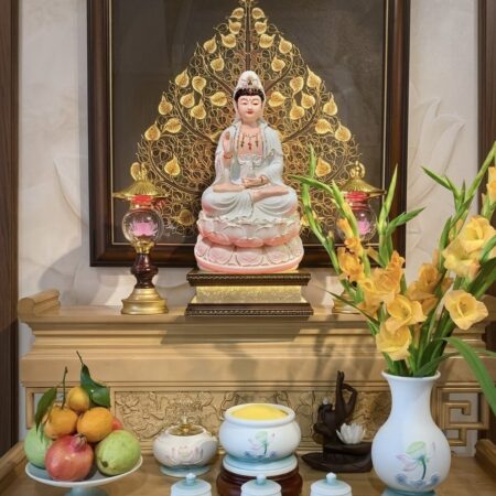 Nam Mô Quan Thế Âm Bồ tát